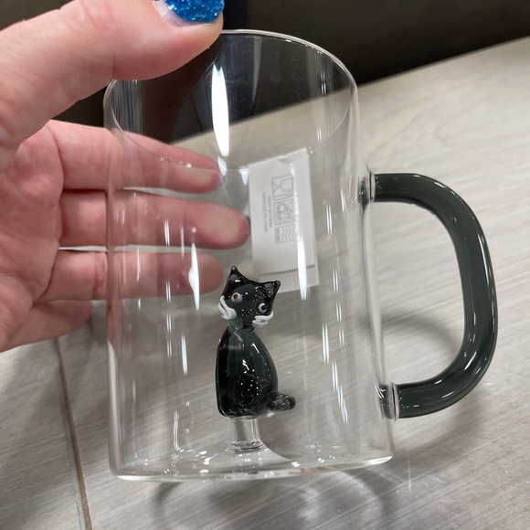 Halloween Black Cat 🐈⬛ Glass Cup with Black Handle and Glass Cat inside NWT - Picture 2 of 4